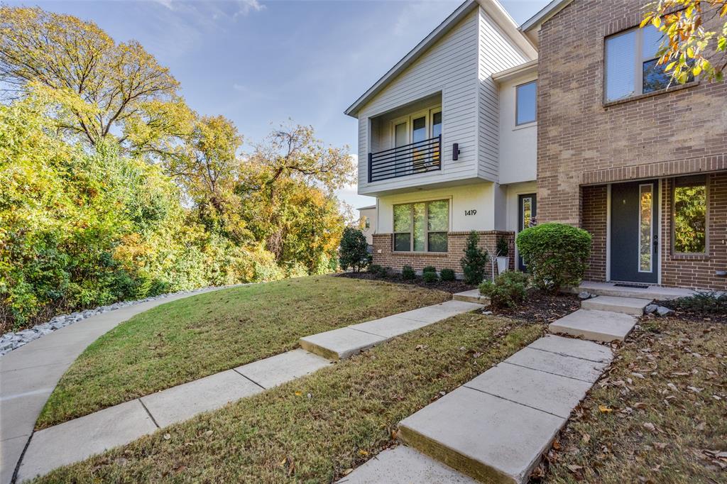 1423 Lamb Drive - Photo 4