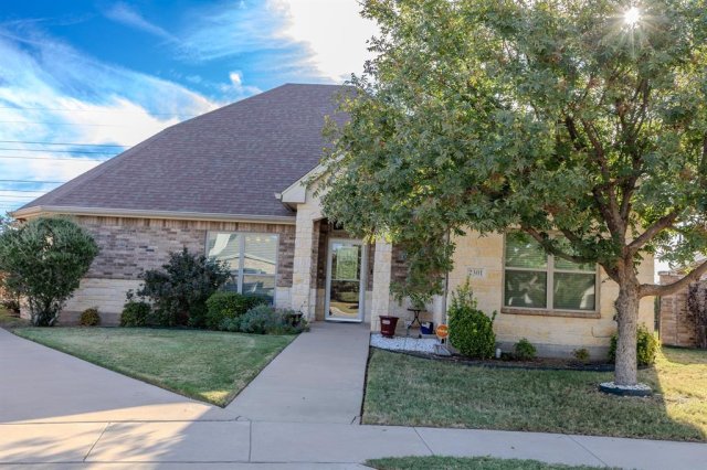 2301 Ians Court