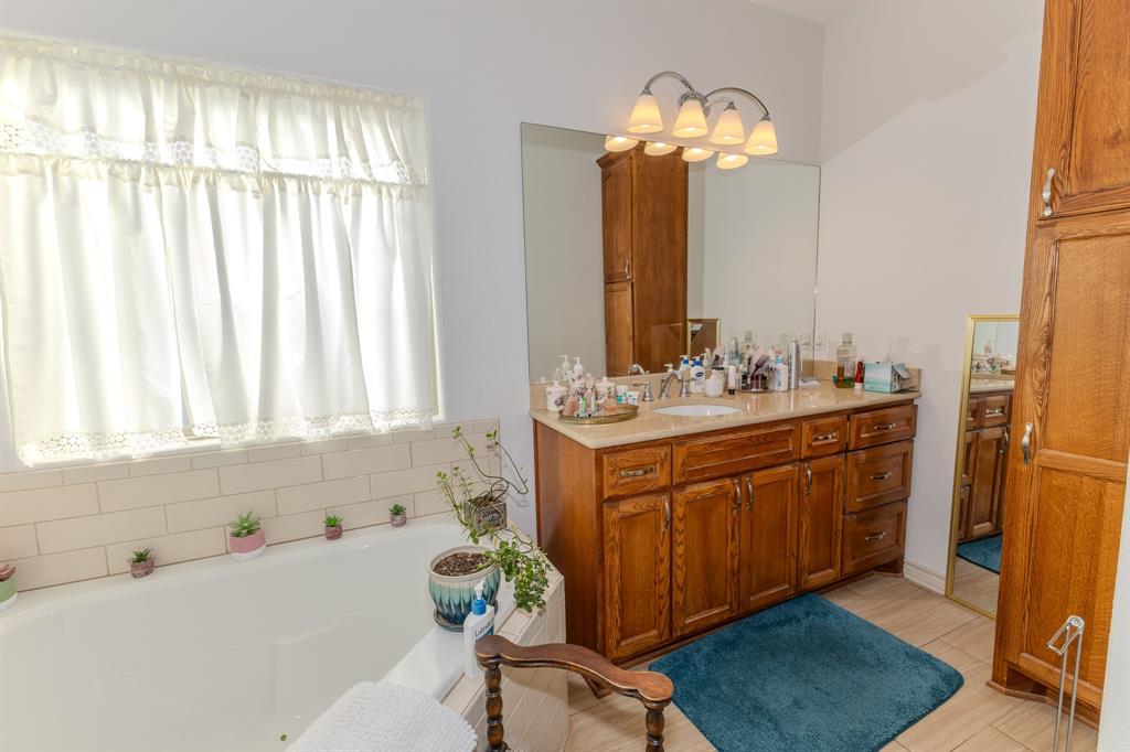 2301 Ians Court - Photo 23