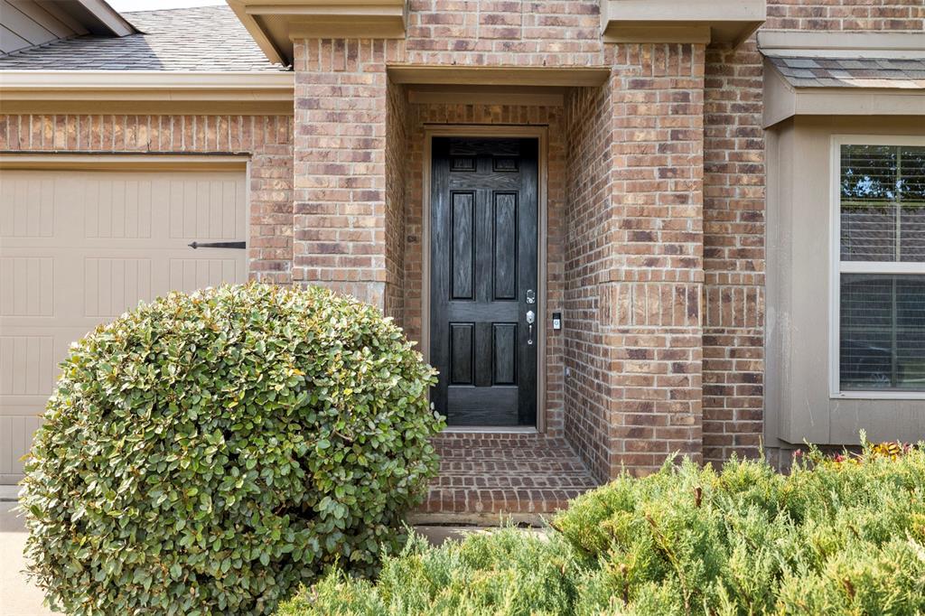 3713 Sweetclover Drive - Photo 2
