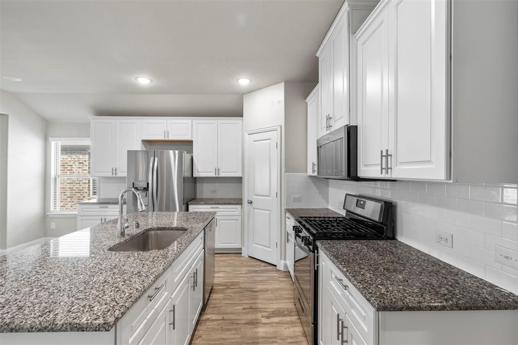 3713 Sweetclover Drive - Photo 7