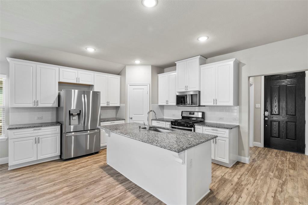 3713 Sweetclover Drive - Photo 8