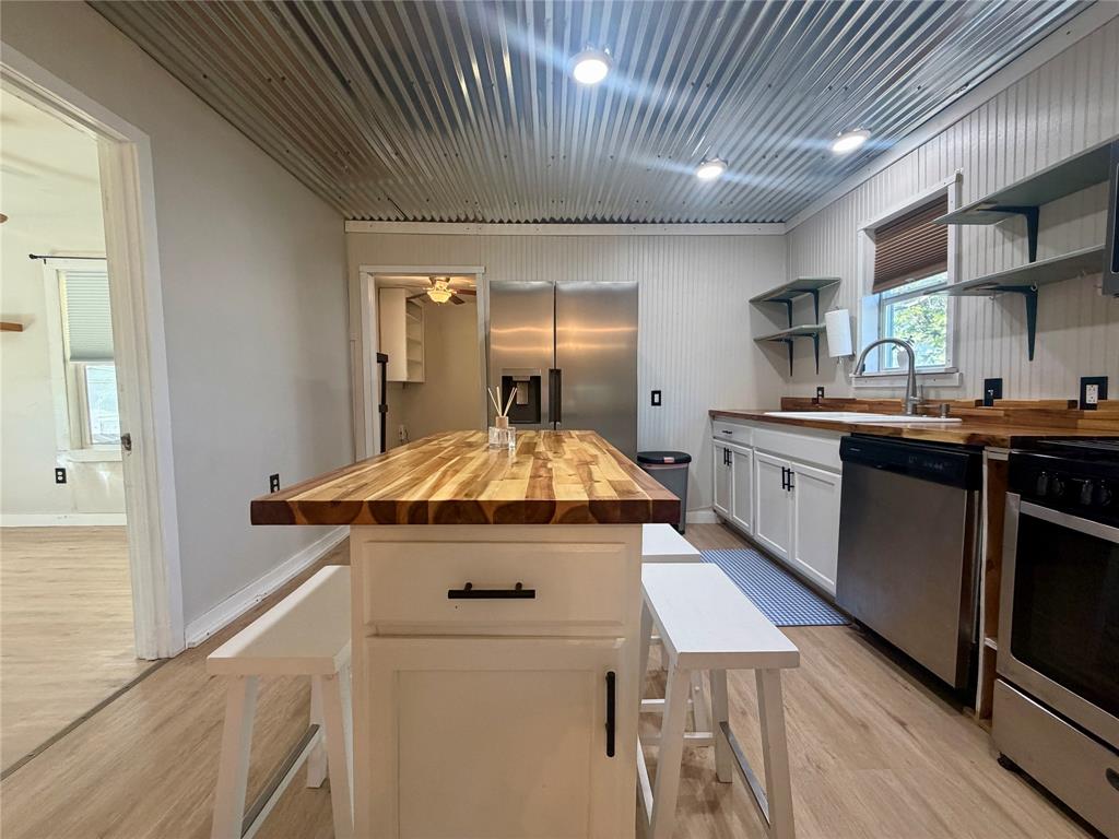 1234 Baker Street - Photo 10