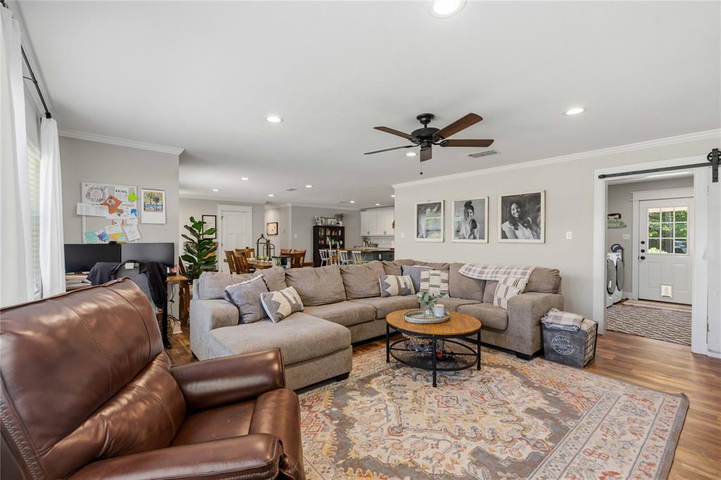 106 Park Drive - Photo 4