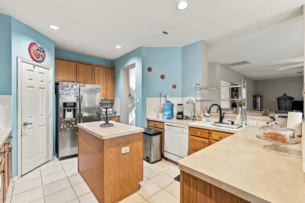 1706 Sunflower Drive - Photo 9