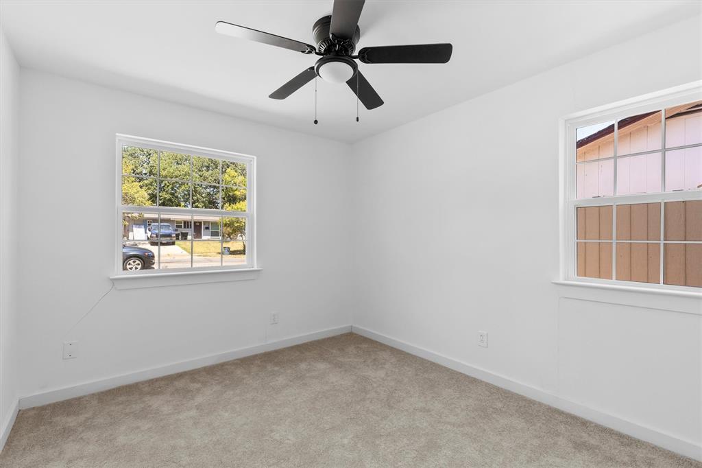 1410 Athens Drive - Photo 9