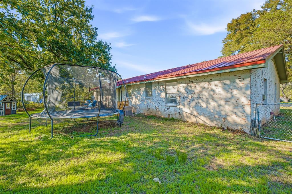 632 E Ross Avenue - Photo 25