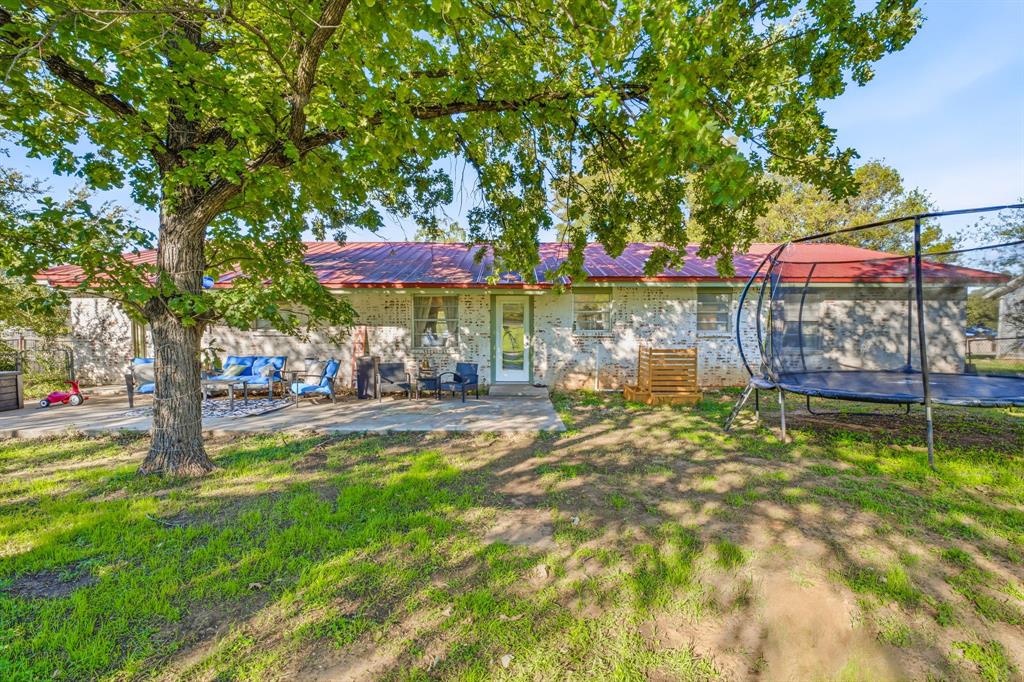 632 E Ross Avenue - Photo 4