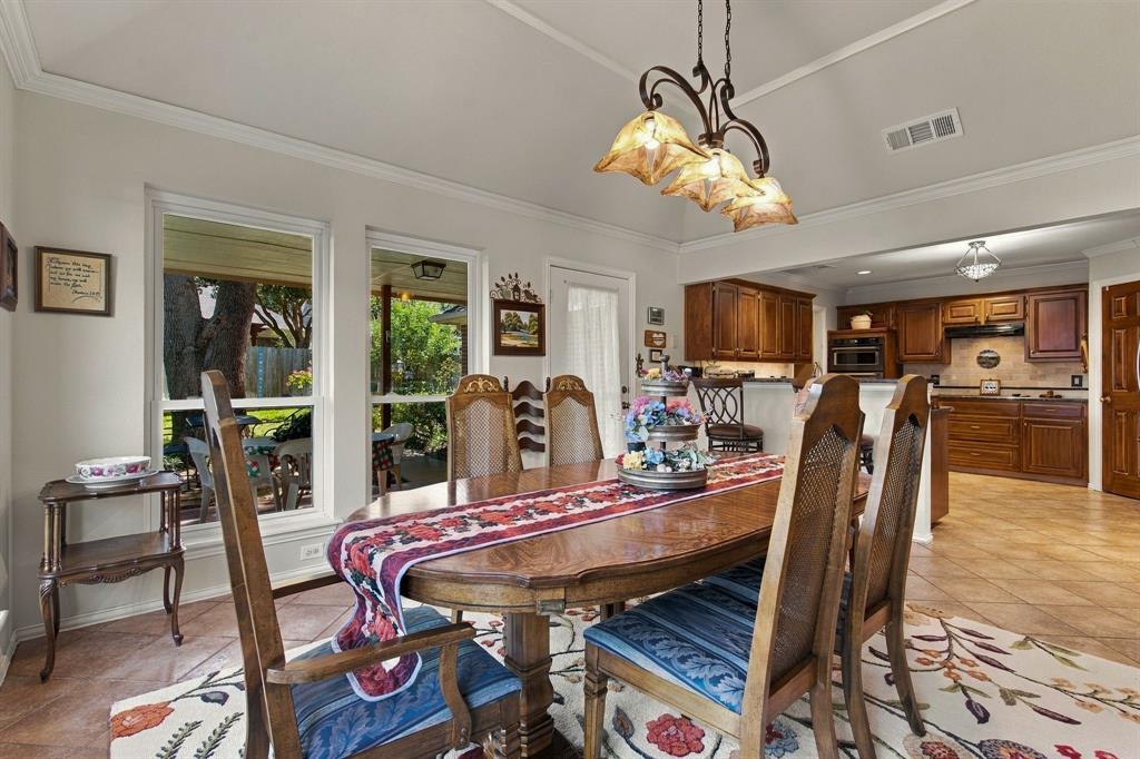 1428 Swan Court - Photo 16