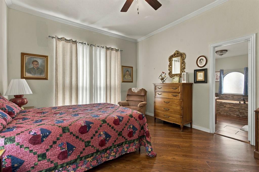 1428 Swan Court - Photo 19