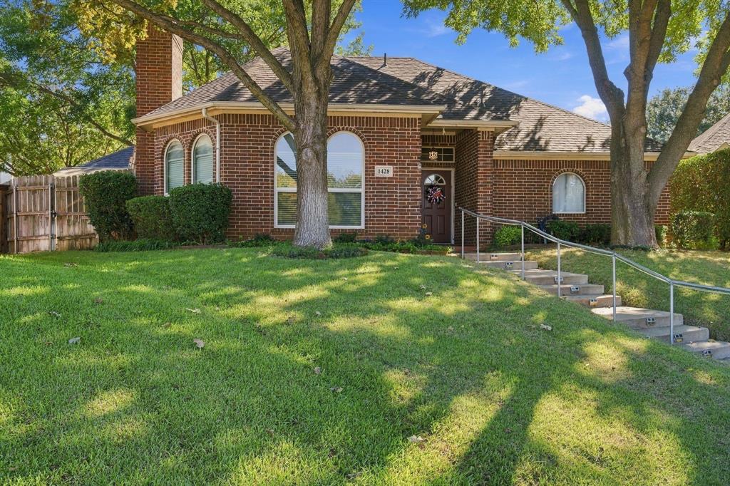1428 Swan Court - Photo 4