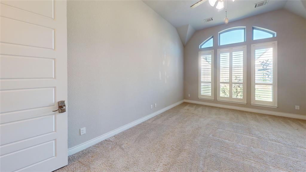 965 Canterbury Lane - Photo 13