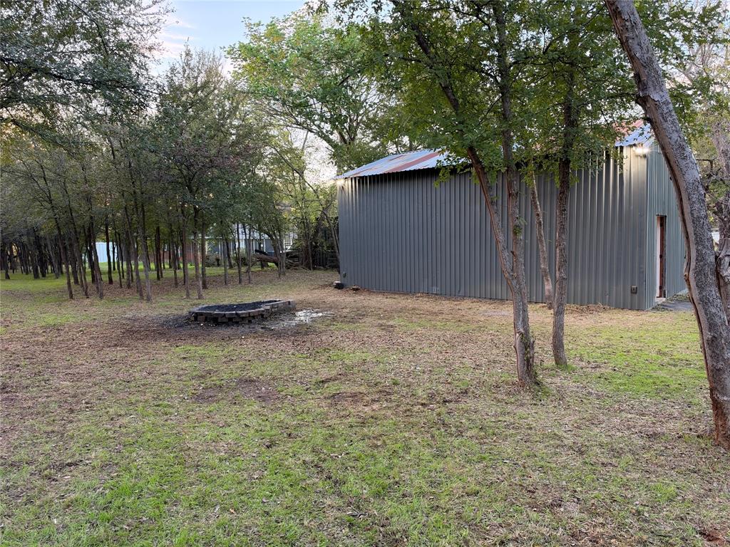 570 County Road 4856 - Photo 3