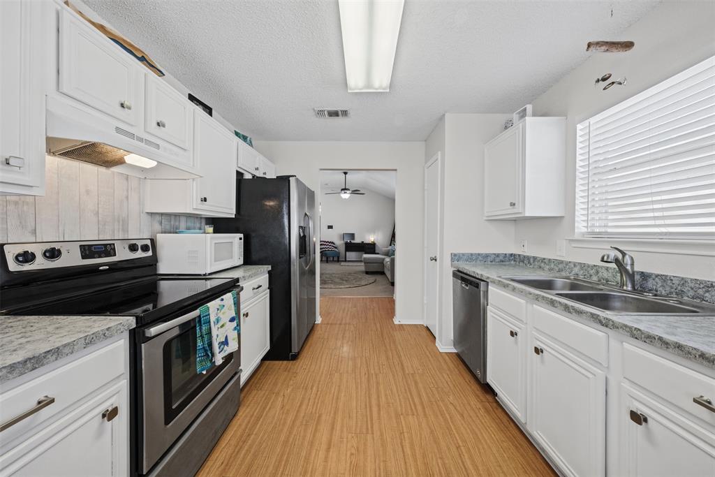 10540 Towerwood Drive - Photo 9