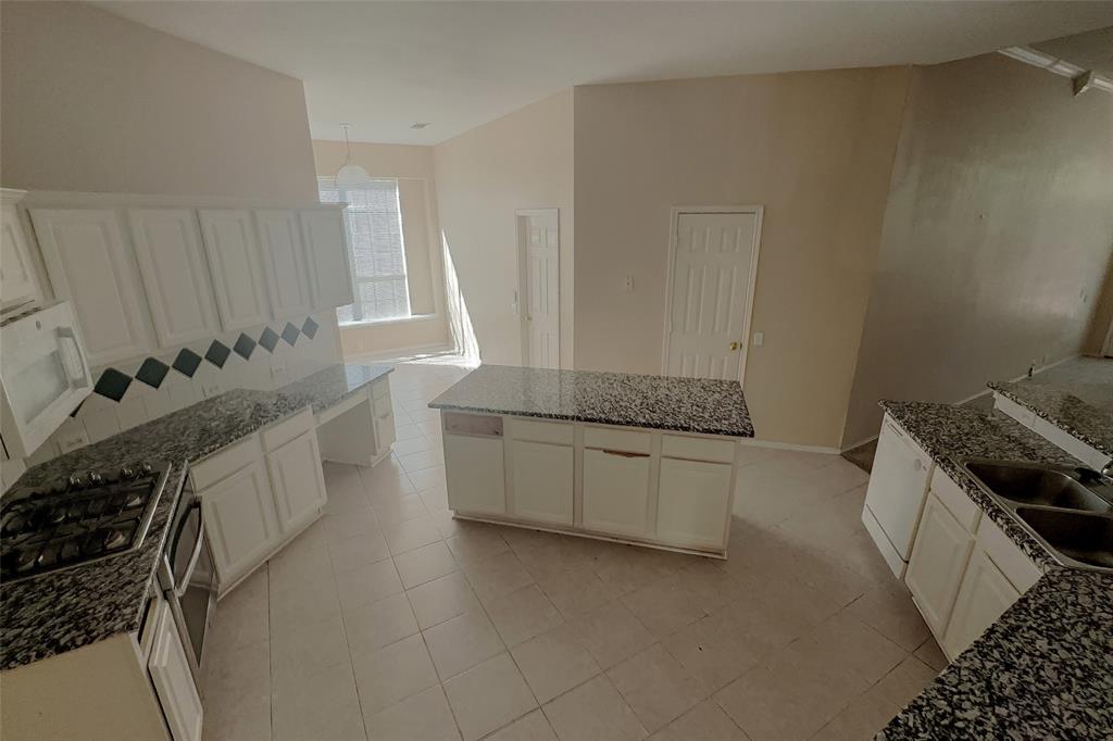 6913 Jasper Drive - Photo 5