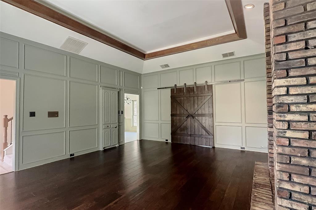 1505 Faringdon Drive - Photo 16