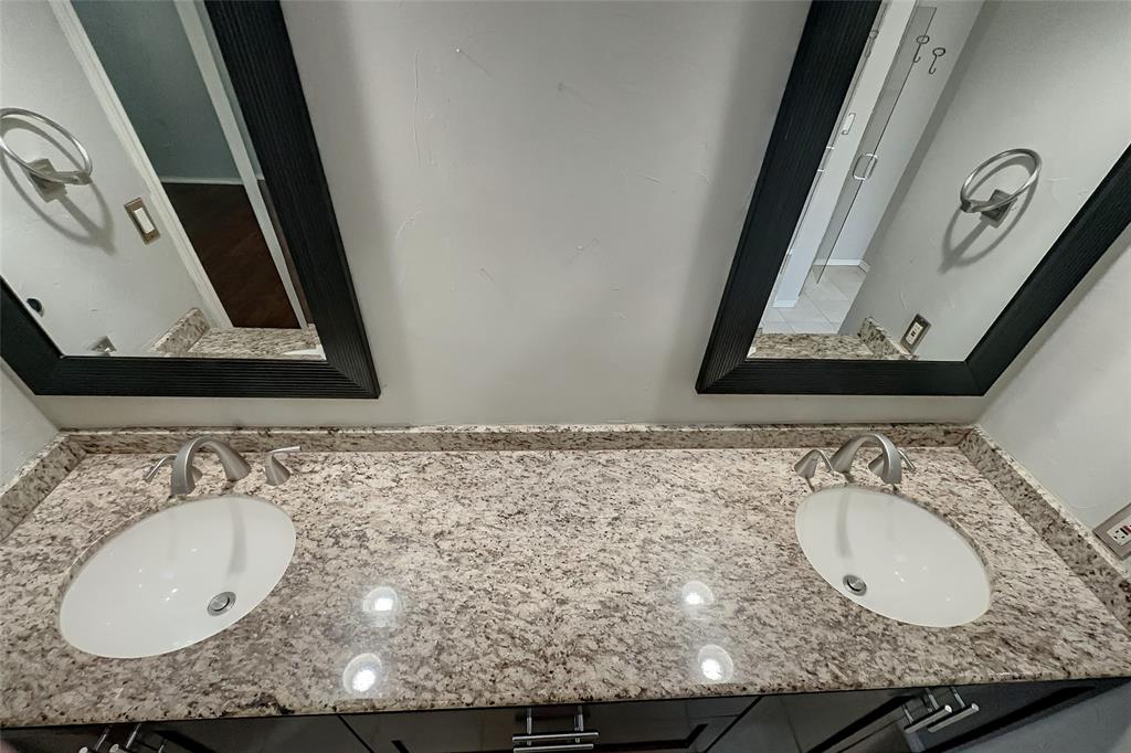1505 Faringdon Drive - Photo 17