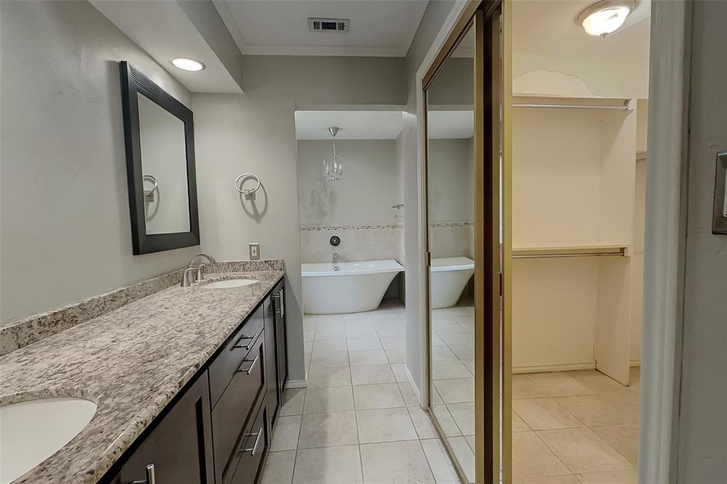 1505 Faringdon Drive - Photo 7