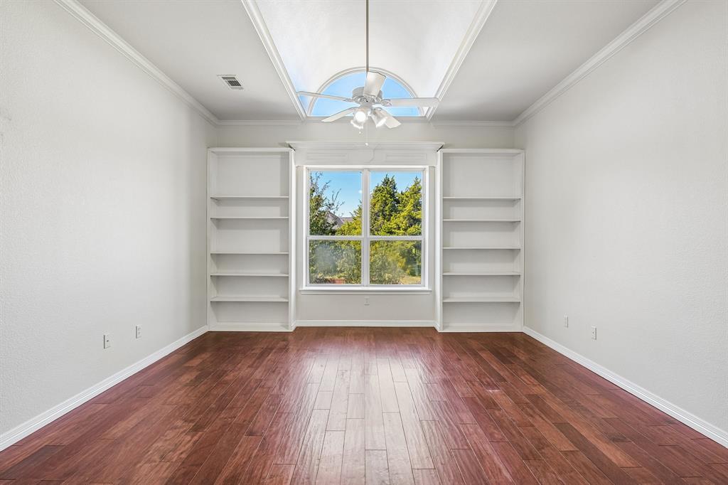 2209 Somerset - Photo 11