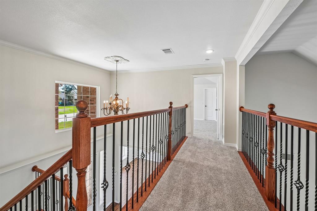 2209 Somerset - Photo 13