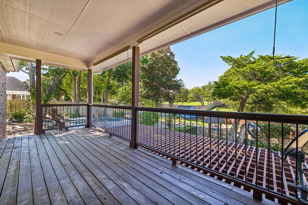 2209 Somerset - Photo 35