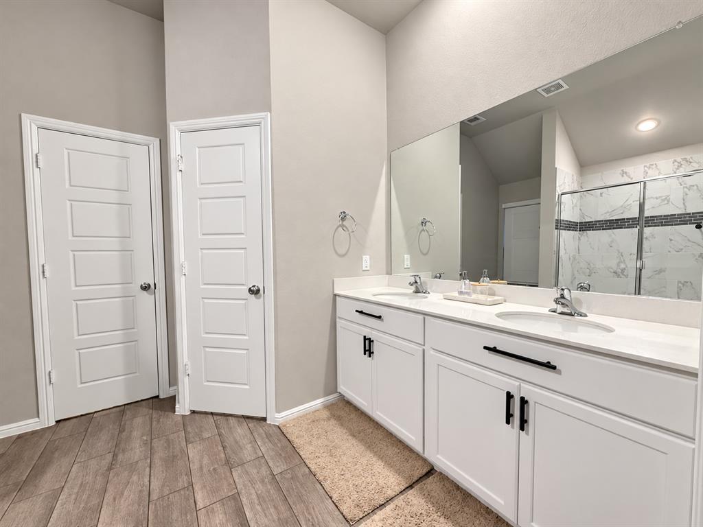 3604 Safai Street - Photo 7