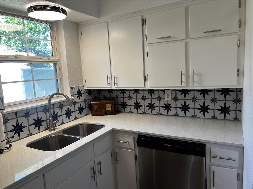 3521 Sheryl Drive - Photo 7