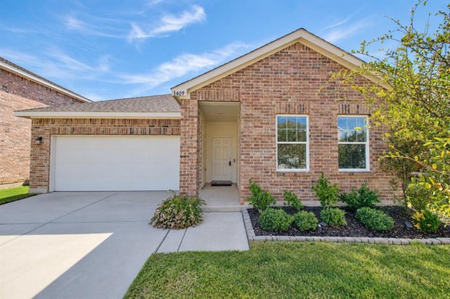 1409 Ancer Way