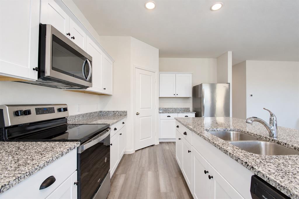 1409 Ancer Way - Photo 11