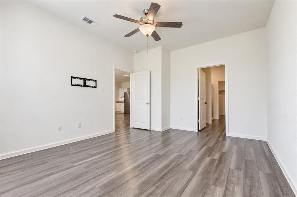 1409 Ancer Way - Photo 17