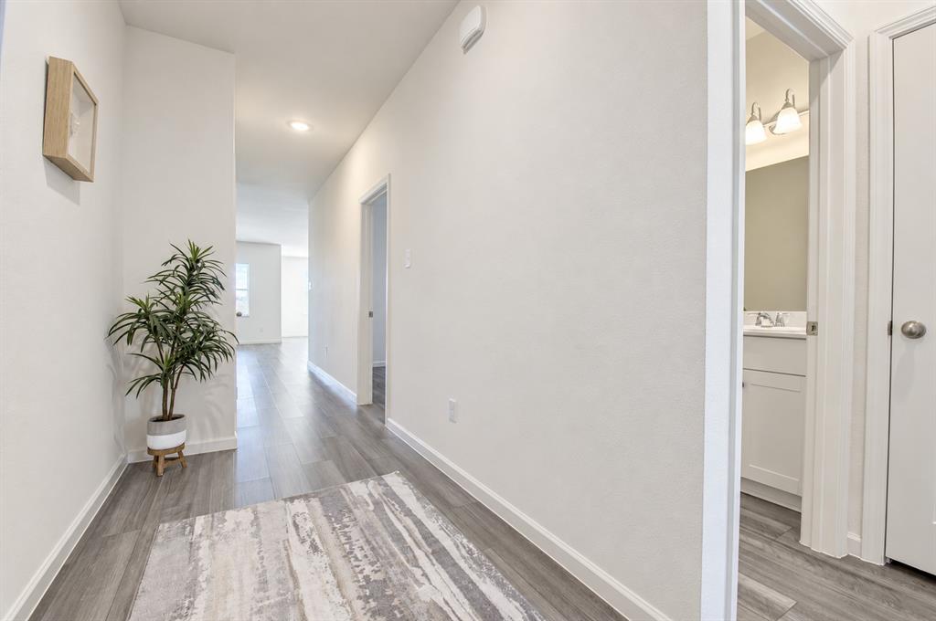 1409 Ancer Way - Photo 3