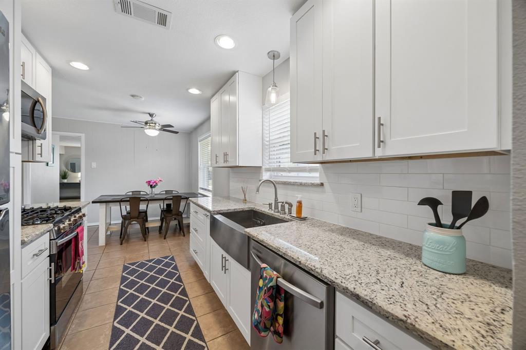 10621 Mapleridge Drive - Photo 15