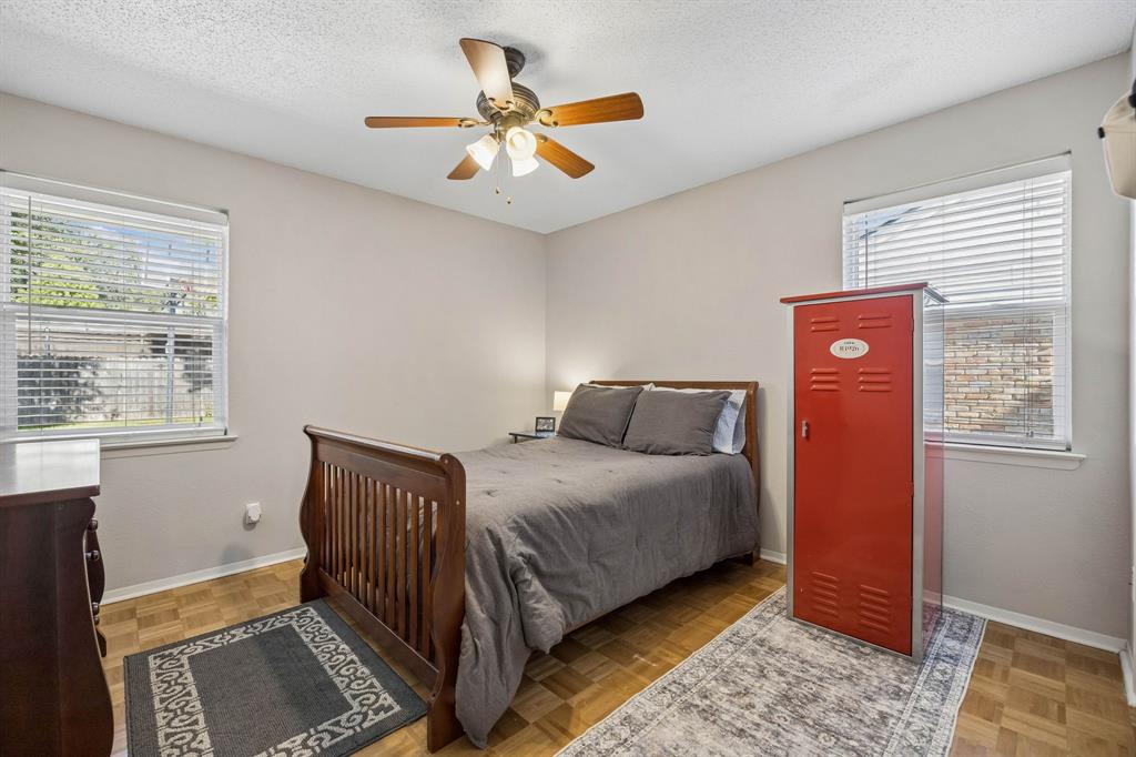 10621 Mapleridge Drive - Photo 16