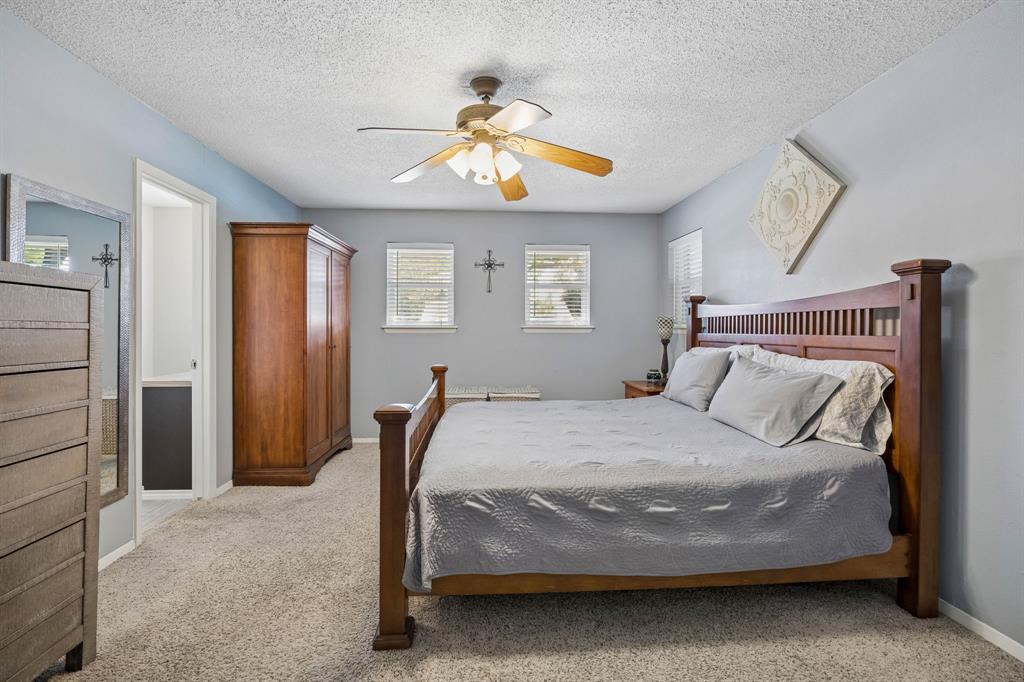 10621 Mapleridge Drive - Photo 18