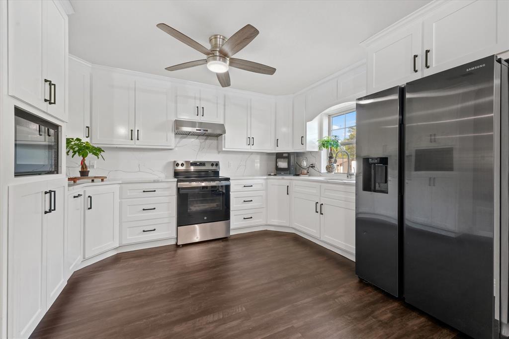 1405 Langston Street - Photo 1