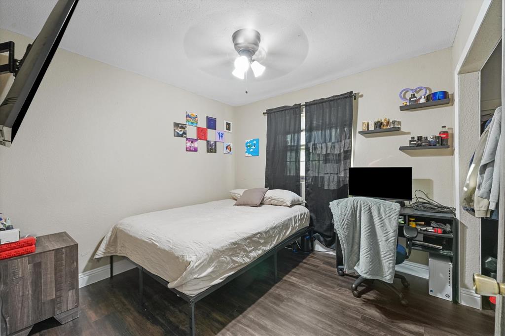 1405 Langston Street - Photo 8