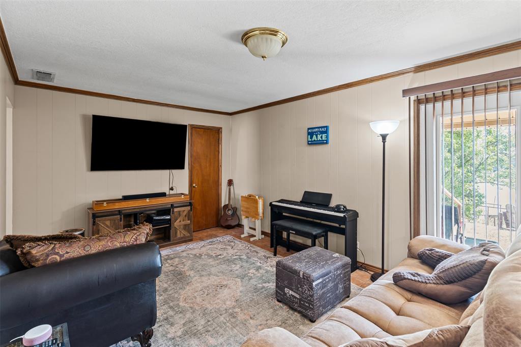 1180 Fm 3201 Road - Photo 10