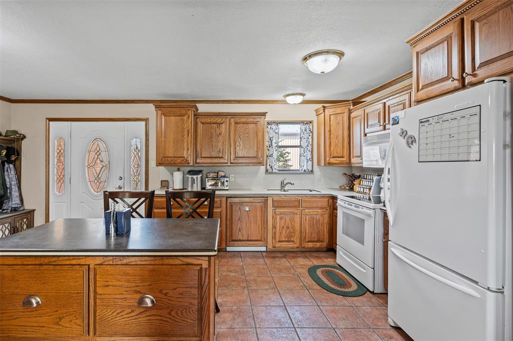 1180 Fm 3201 Road - Photo 7