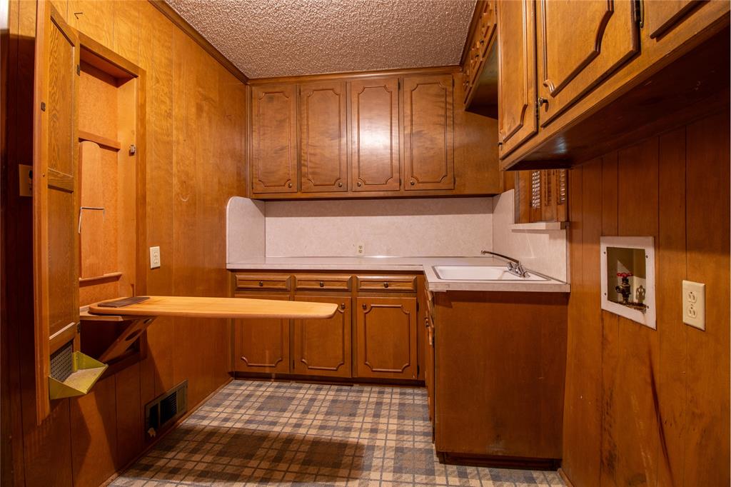 9309 Vinewood Drive - Photo 32