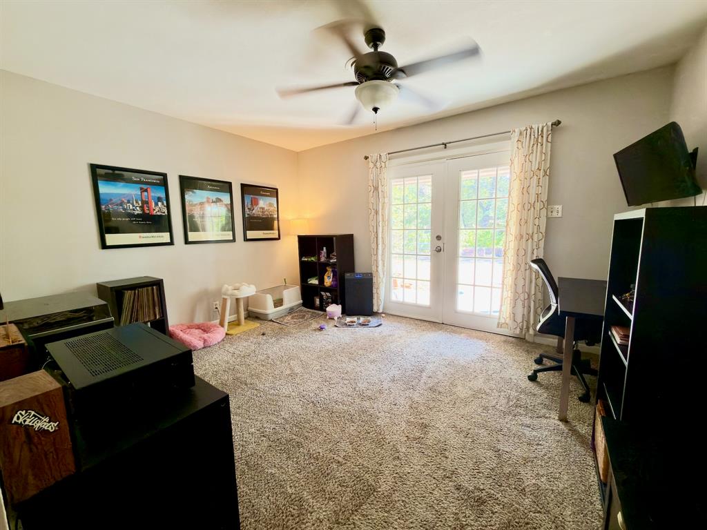 633 Oakwood Avenue - Photo 11