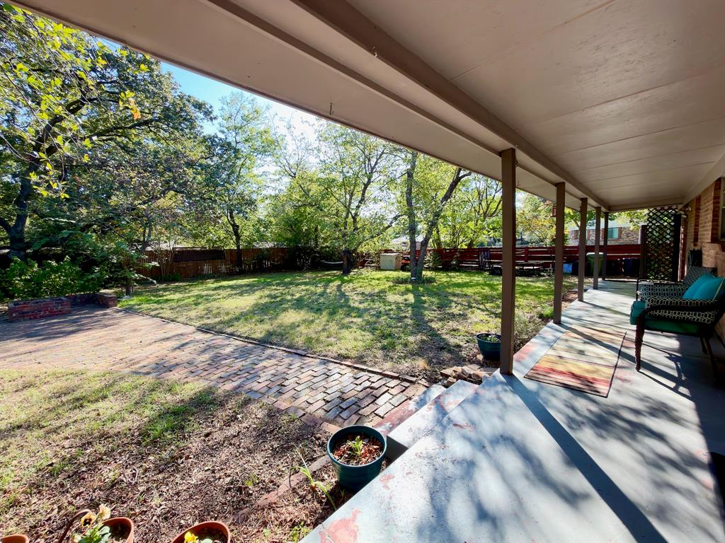 633 Oakwood Avenue - Photo 19