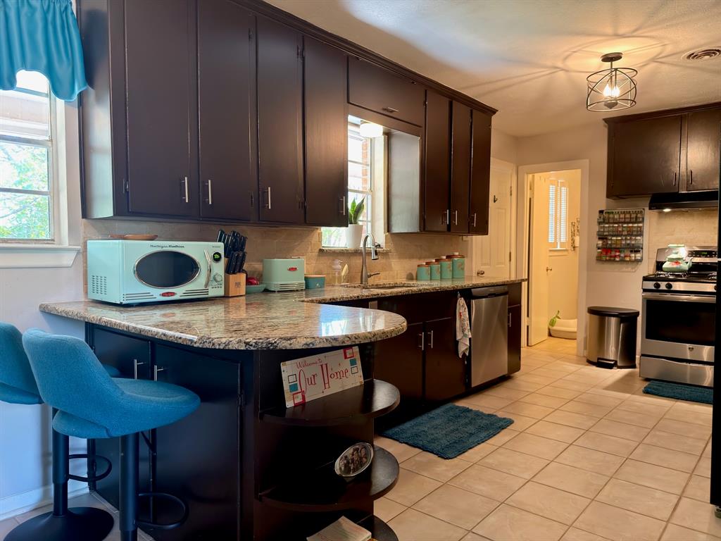 633 Oakwood Avenue - Photo 7