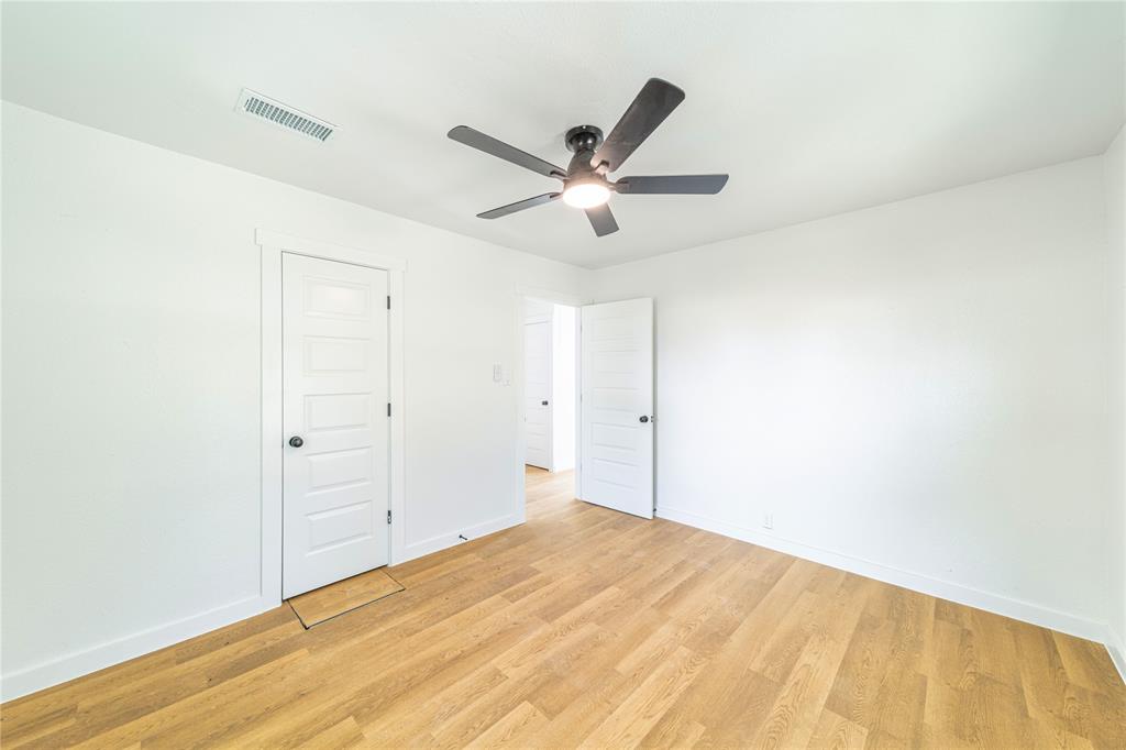 5130 Patonia Avenue - Photo 12
