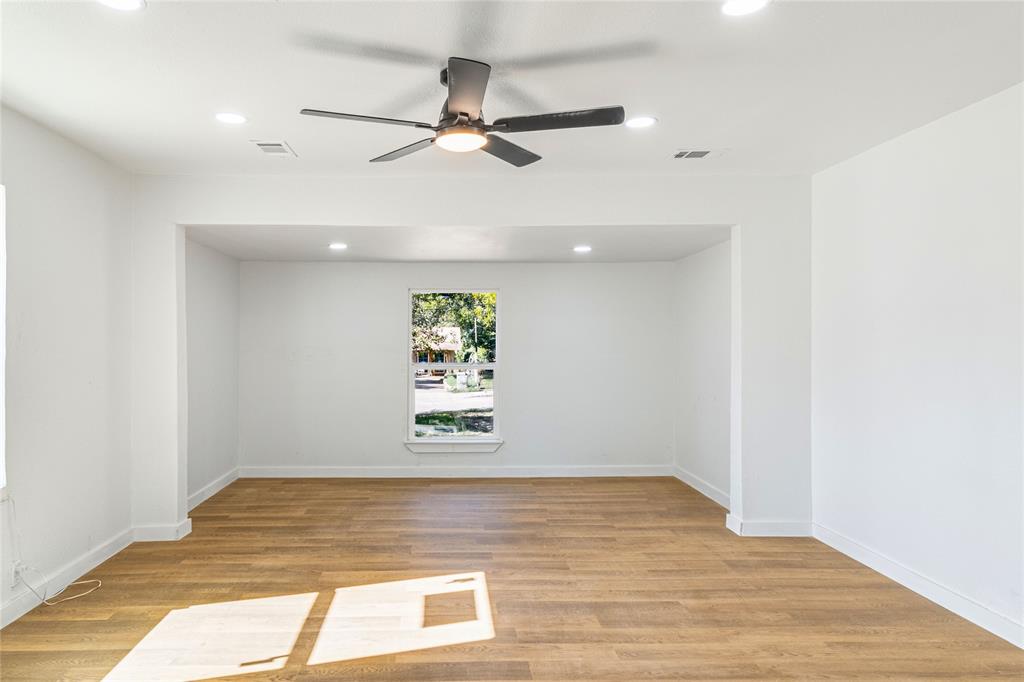 5130 Patonia Avenue - Photo 3
