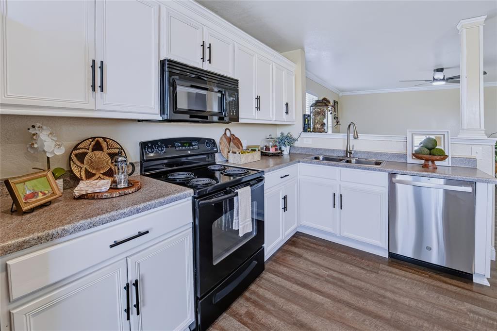 413 Bonnie Court - Photo 10
