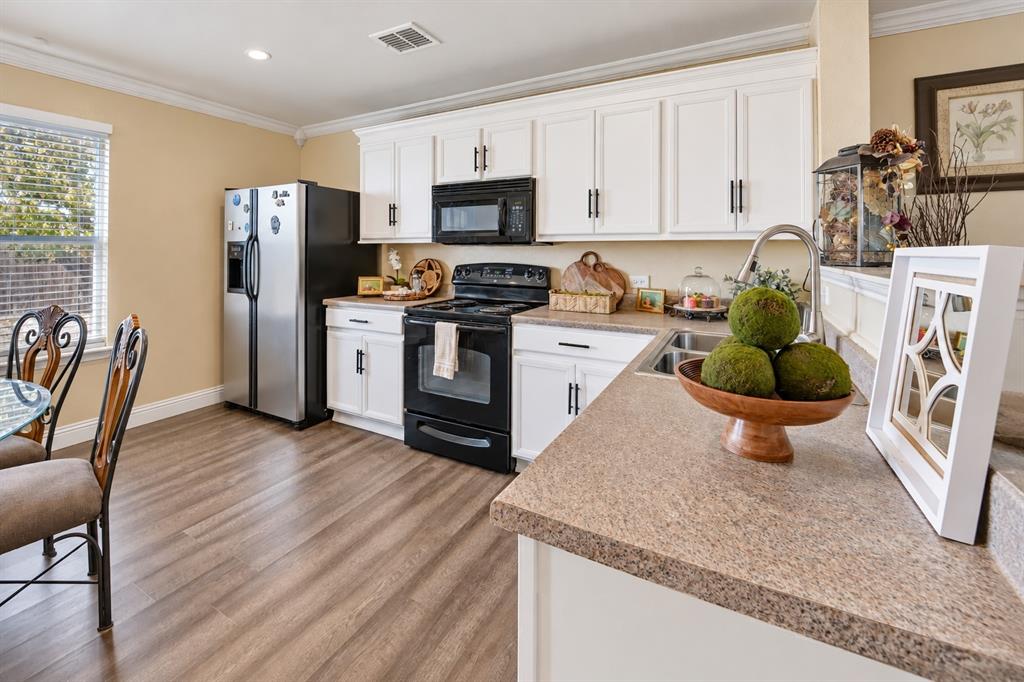413 Bonnie Court - Photo 9