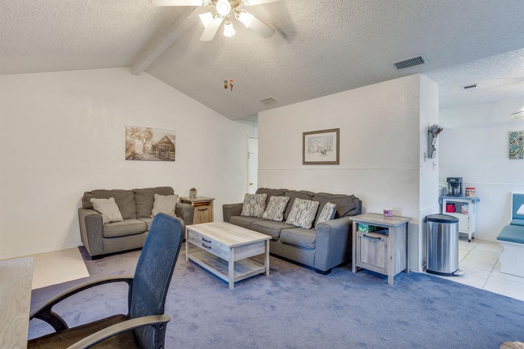 1417 Yorkshire Street - Photo 11