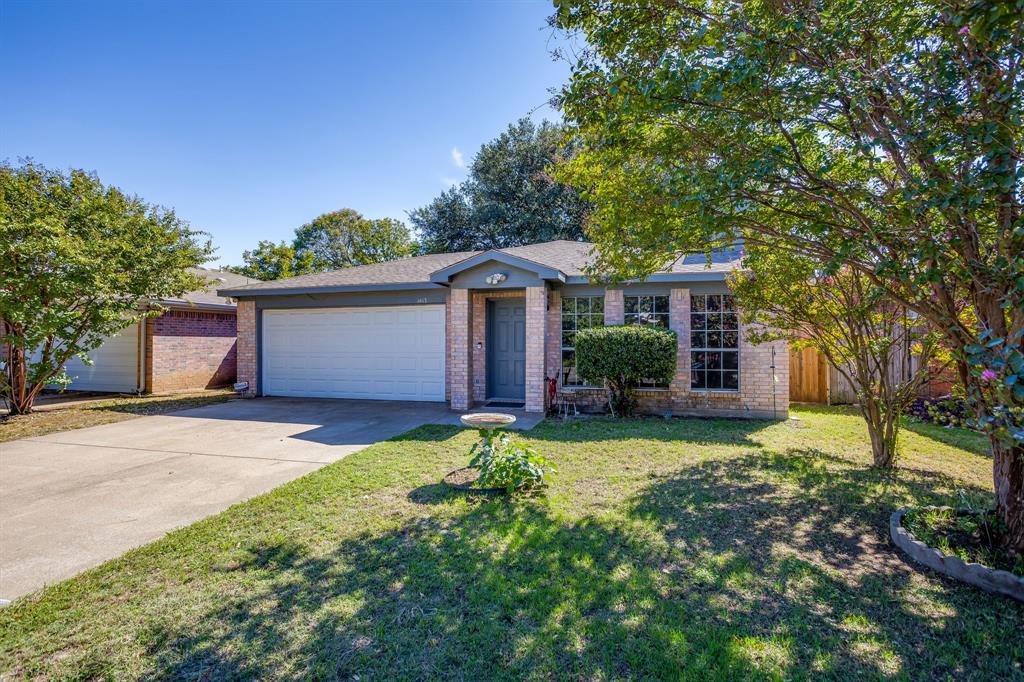 1417 Yorkshire Street - Photo 3