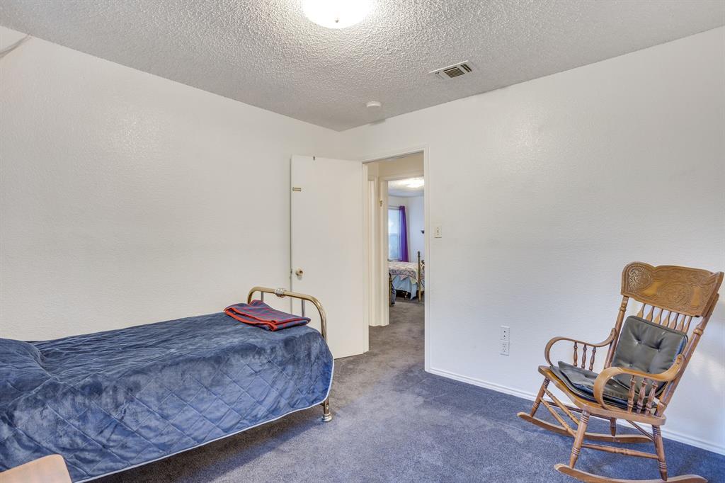 1417 Yorkshire Street - Photo 32