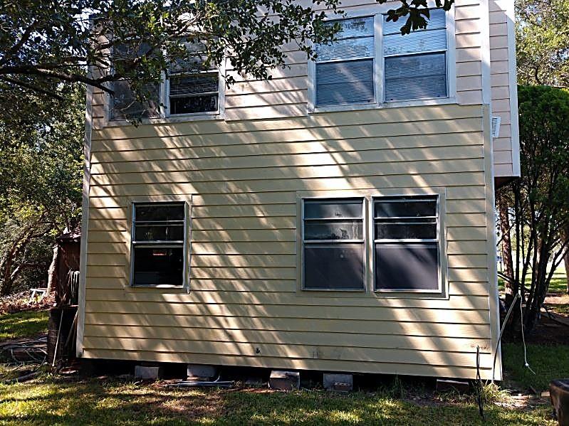 210 Oak Hollow Street - Photo 3